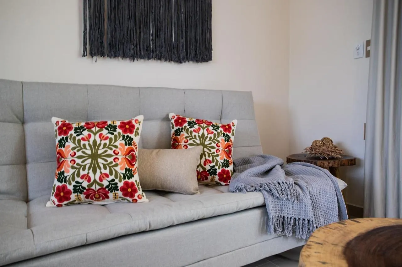 Noil Residences Τουλούμ 0*,